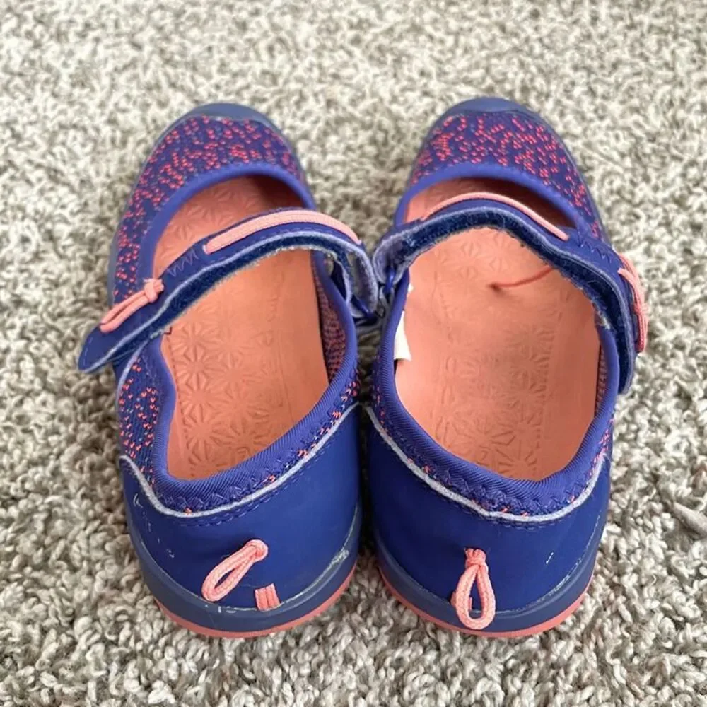 Size 1 / Girls KEEN Sandals